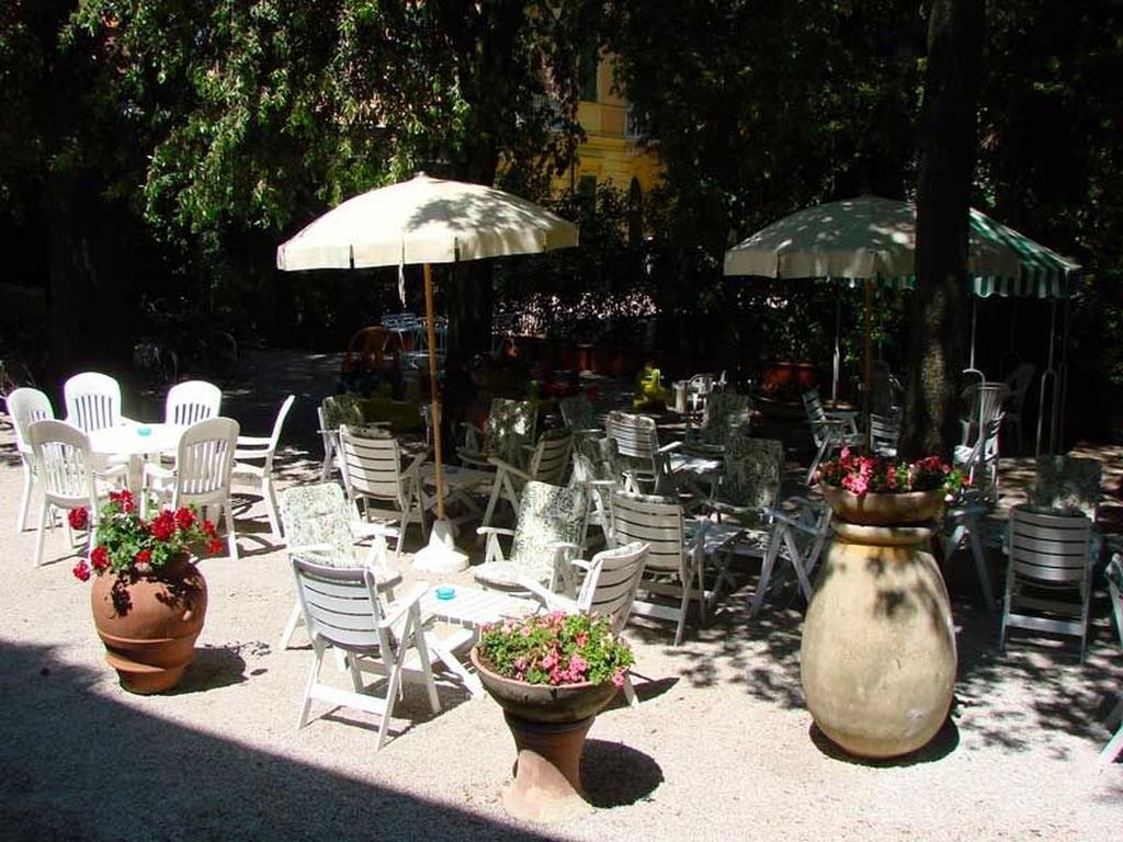 Hotel Tirreno Forte dei Marmi Exterior photo
